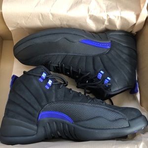 Jordan Retro 12 Black Concords